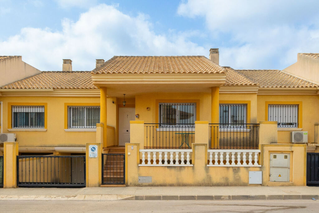 Townhouse La Puebla Murcia - image 2