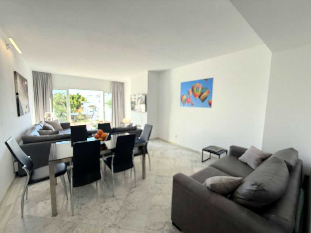 Penthouse Duplex Puerto Banús Málaga - image 2