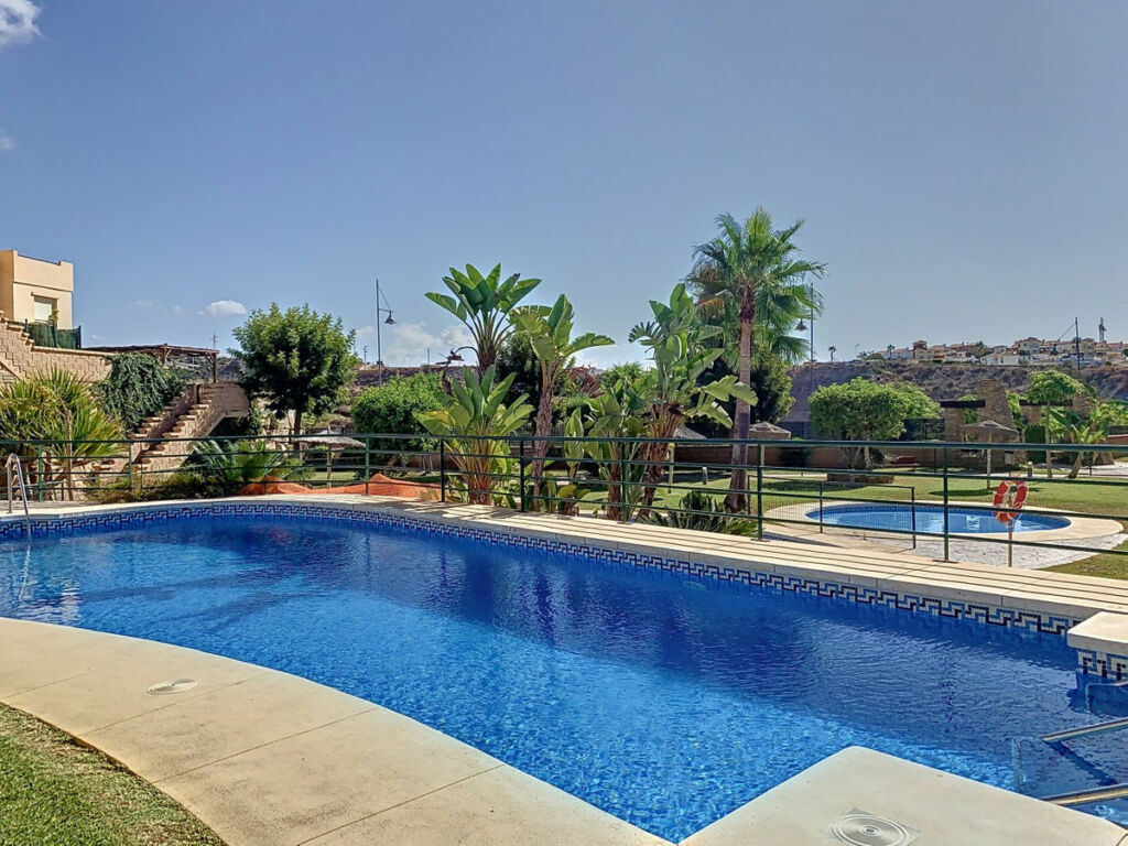 Semi-Detached House Valle-Niza Málaga - image 2