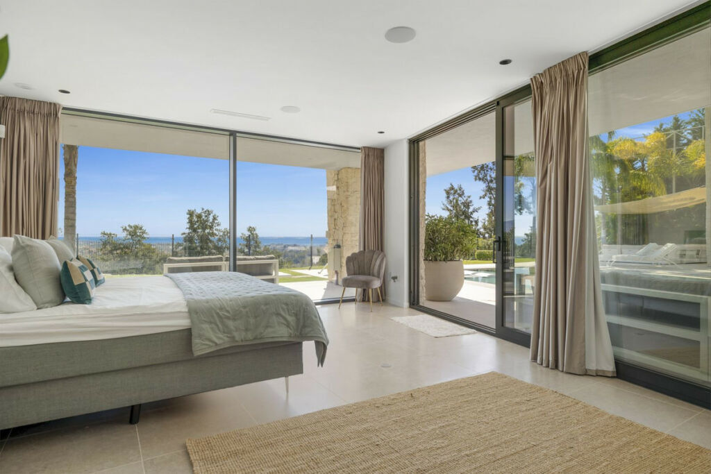 Detached Villa Benahavís Málaga - image 20