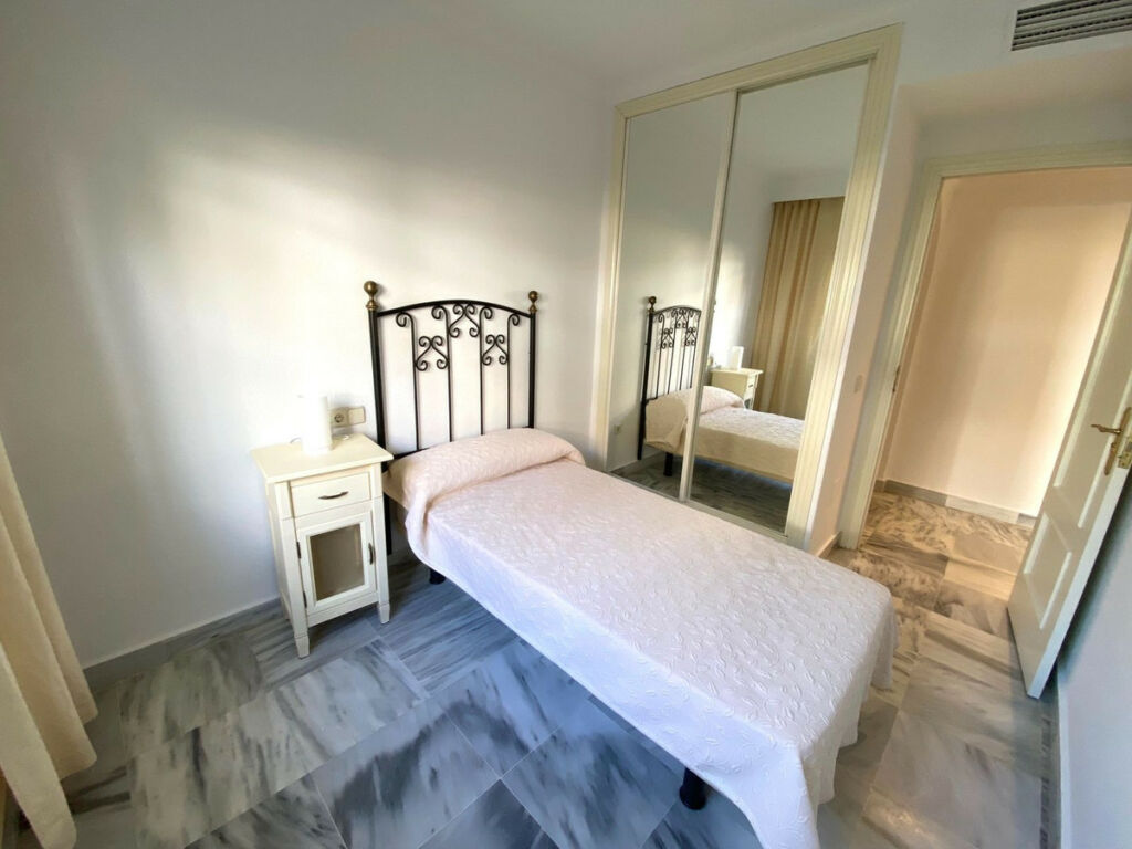 Ground Floor Apartment Nueva Andalucía Málaga - image 20