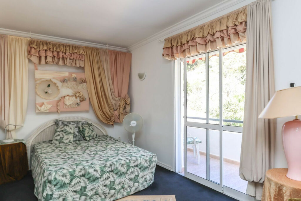 Townhouse Monda Málaga - image 20