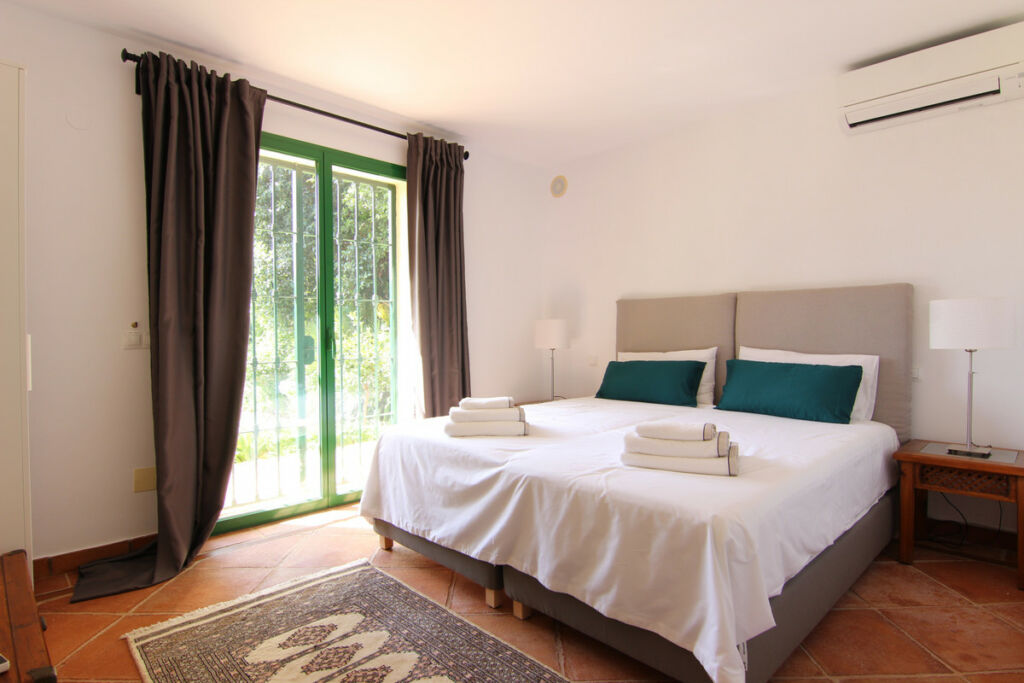 Detached Villa Guadalmina Baja Málaga - image 20
