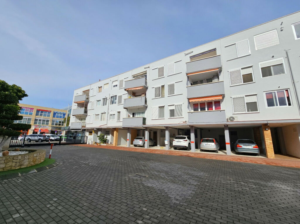 Middle Floor Apartment Javea Alicante - image 20