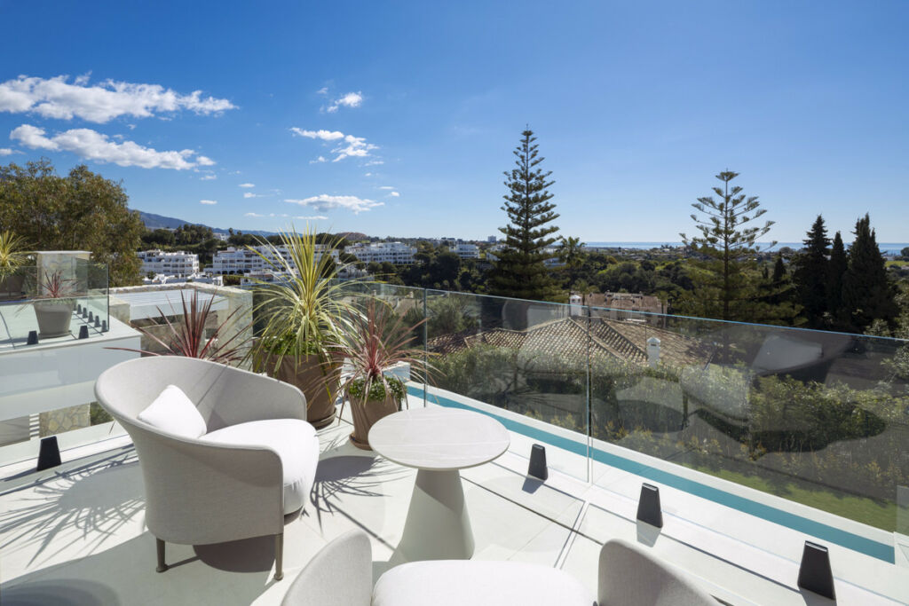 Detached Villa La Quinta Málaga - image 24
