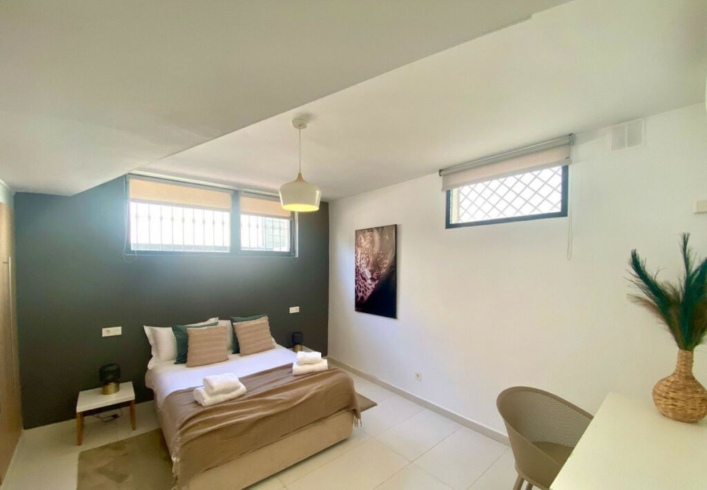 Detached Villa Nueva Andalucía Málaga - image 20