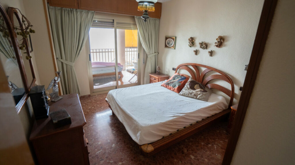 Middle Floor Apartment Torrevieja Alicante - image 20