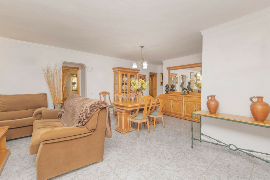 Detached Villa Las Chapas Málaga - image 20