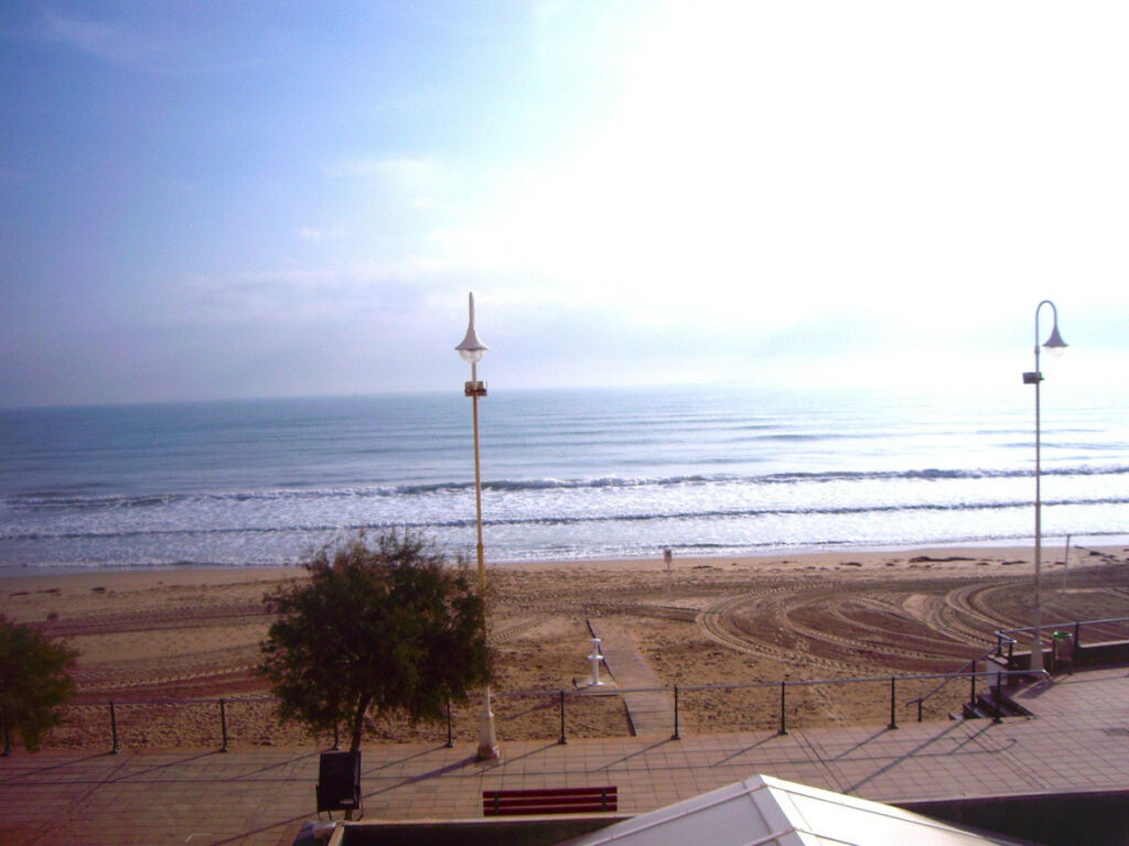 Middle Floor Apartment Guardamar del Segura Alicante - image 20