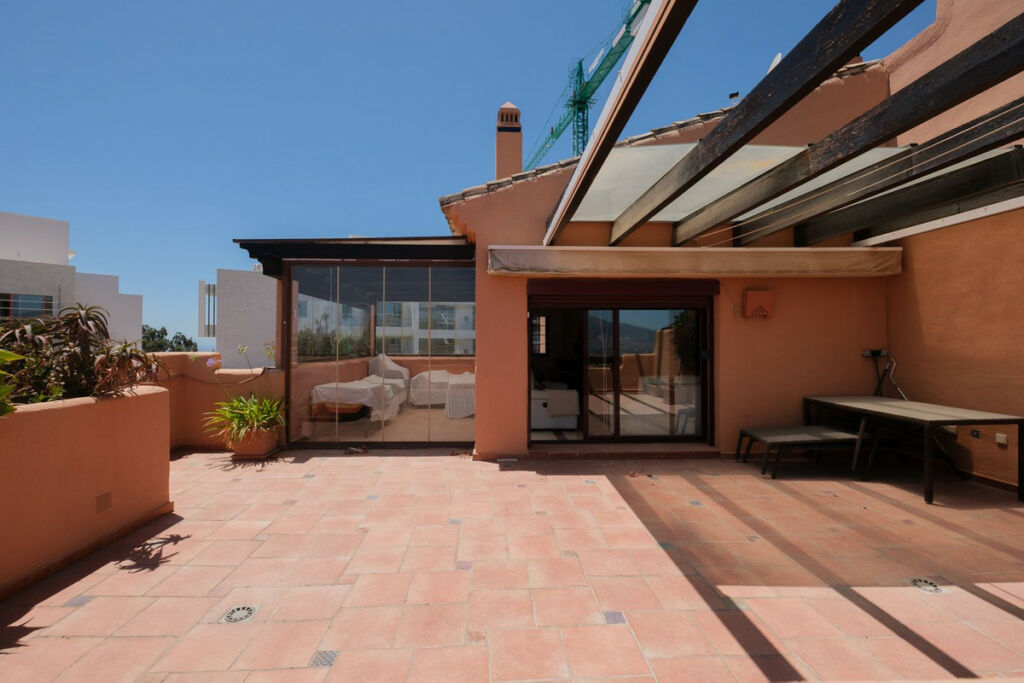Top Floor Apartment La Mairena Málaga - image 20