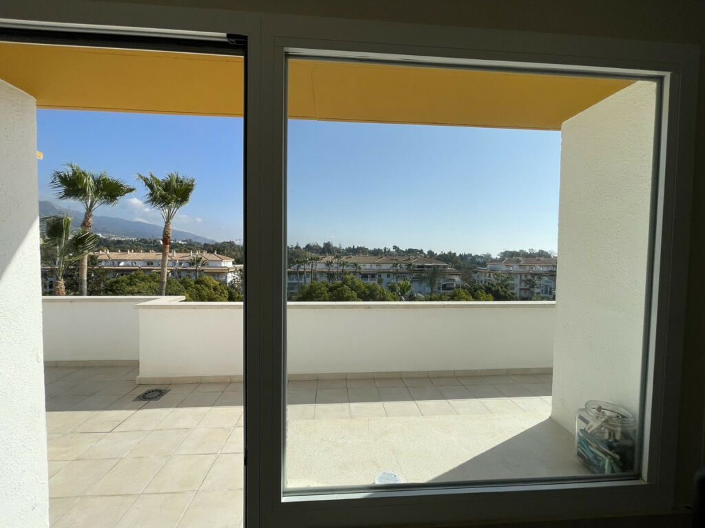 Penthouse Nueva Andalucía Málaga - image 20