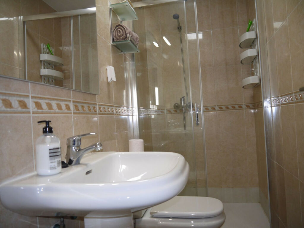 Penthouse Fuengirola Málaga - image 15