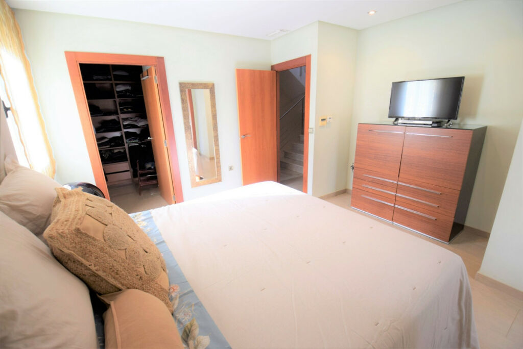 Townhouse Guardamar del Segura Alicante - image 21