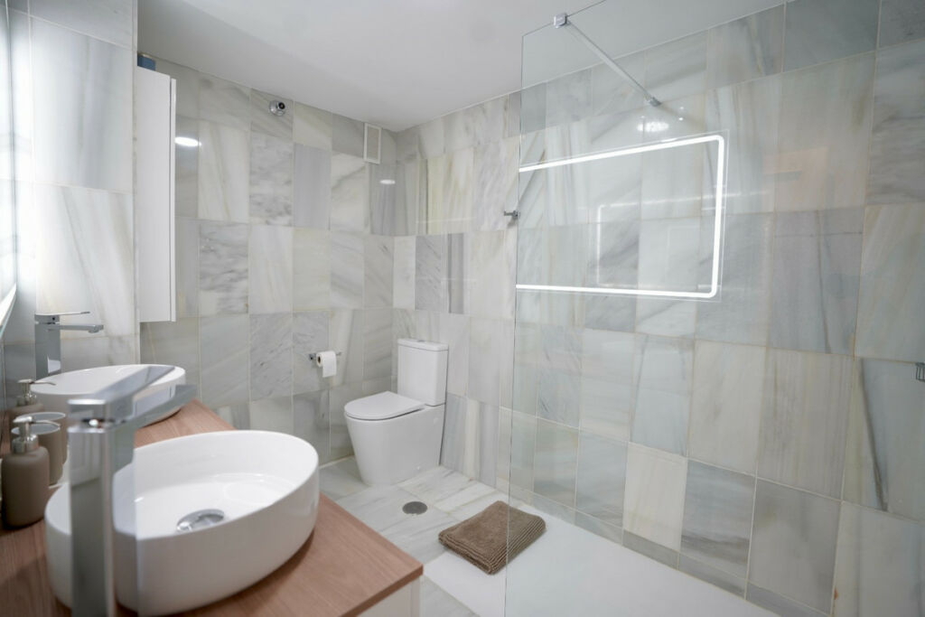 Middle Floor Apartment Marbella Málaga - image 21