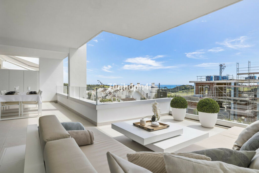 Middle Floor Apartment Estepona Málaga - image 21