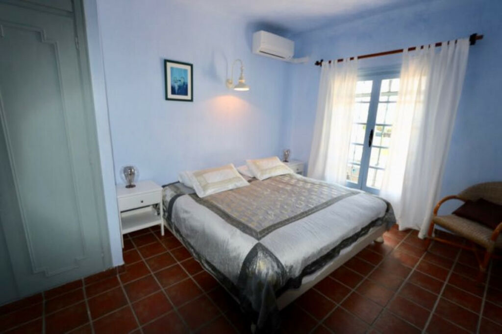Detached Villa Sotogrande Costa Cádiz - image 21