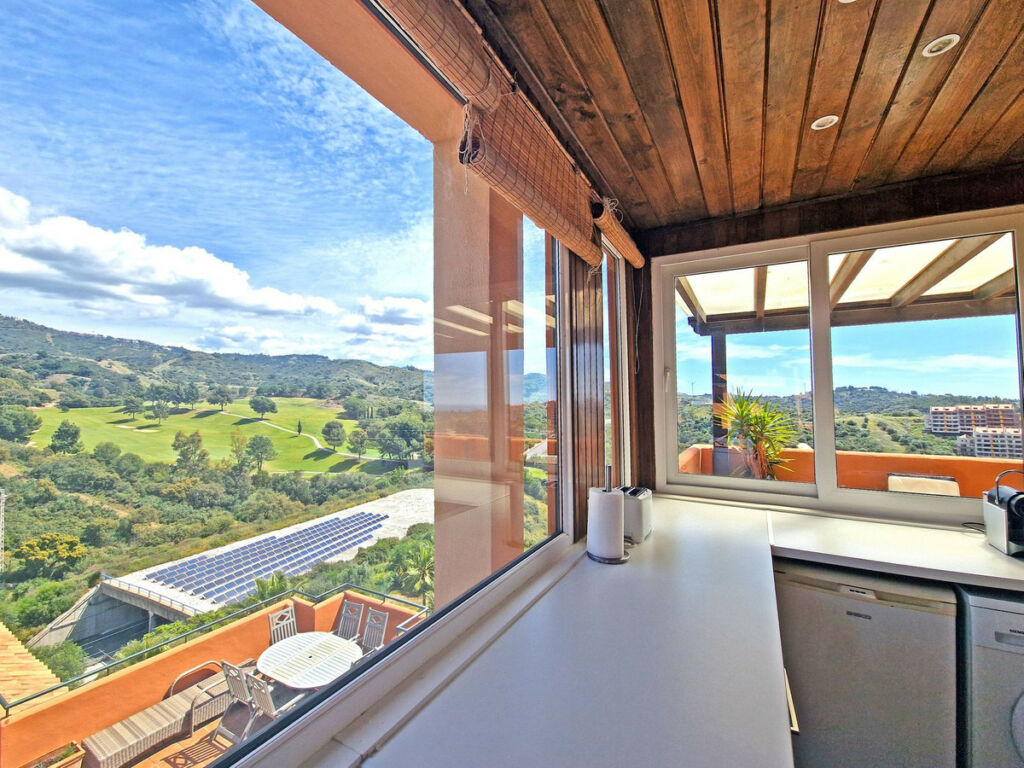 Penthouse Elviria Málaga - image 20