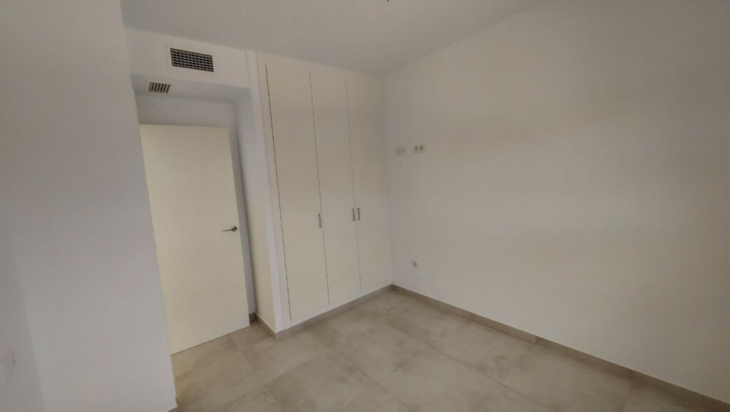 Ground Floor Apartment Villamartin Alicante - image 21