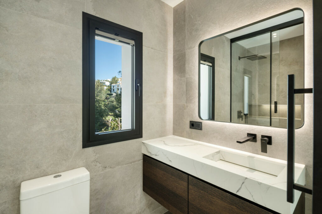 Detached Villa Benahavís Málaga - image 24