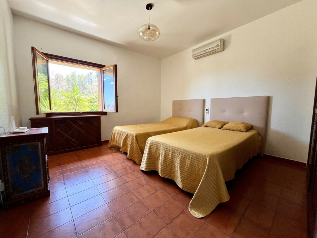 Detached Villa La Nucia Alicante - image 21