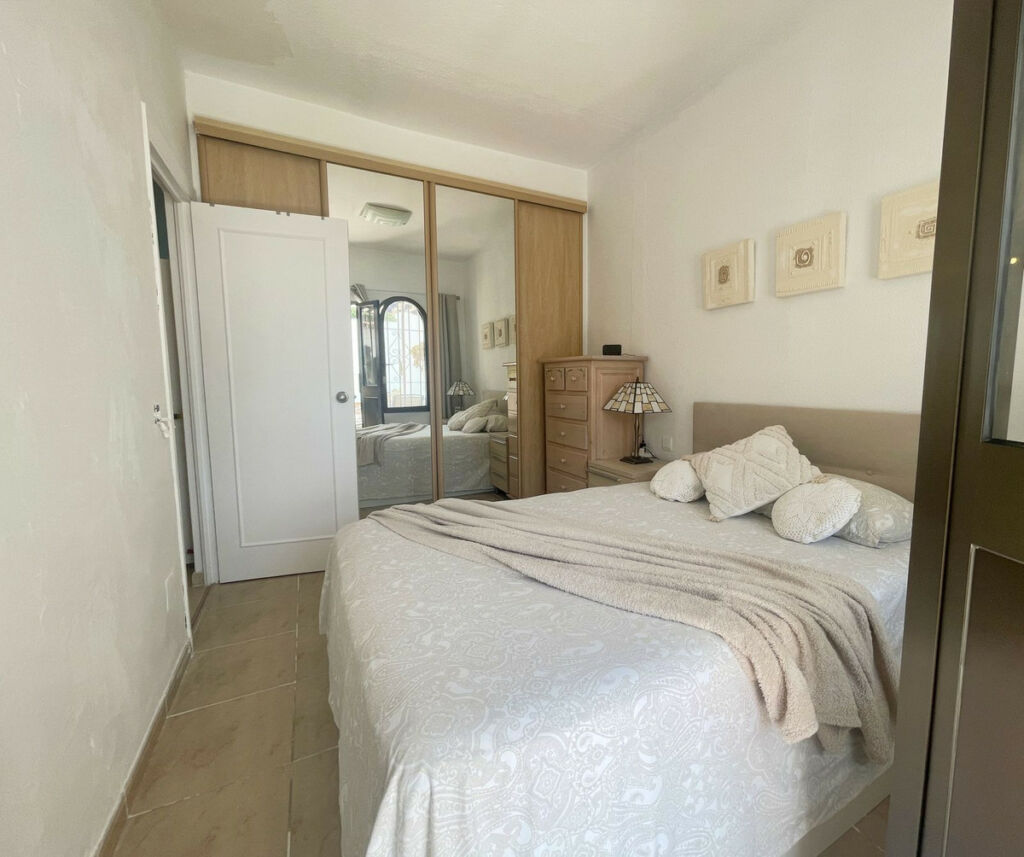Ground Floor Apartment La Duquesa Málaga - image 21