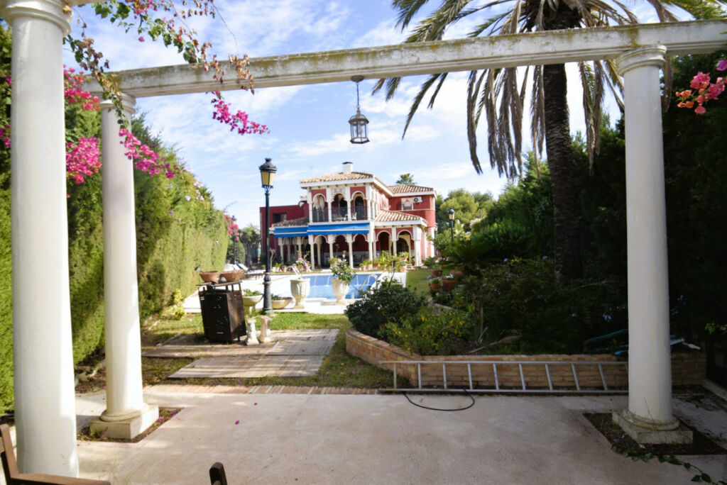 Detached Villa Torrevieja Alicante - image 21