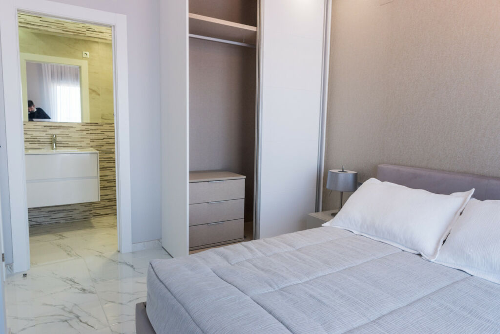 Detached Villa Villamartin Alicante - image 21