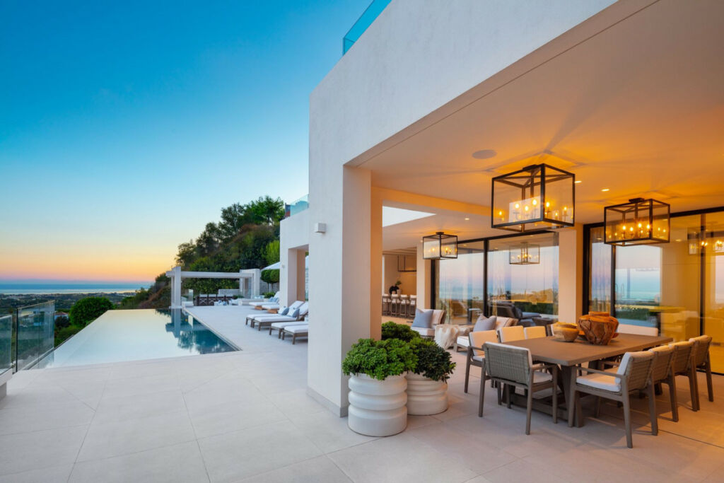 Detached Villa La Quinta Málaga - image 21