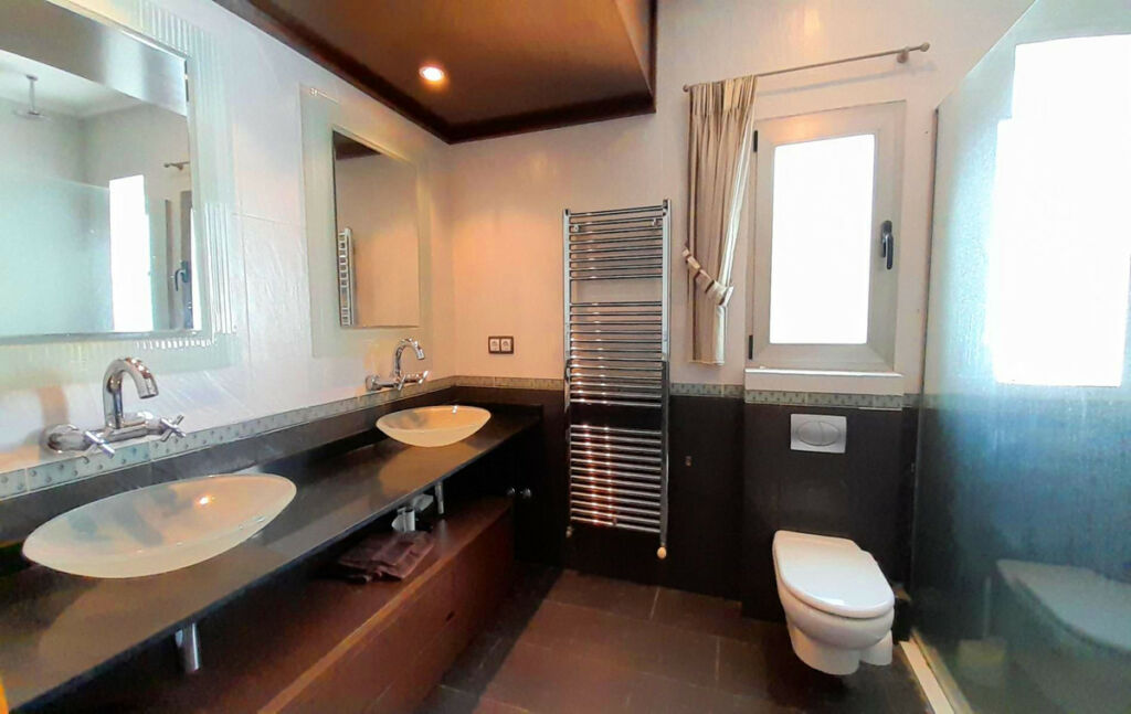 Detached Villa Denia Alicante - image 21