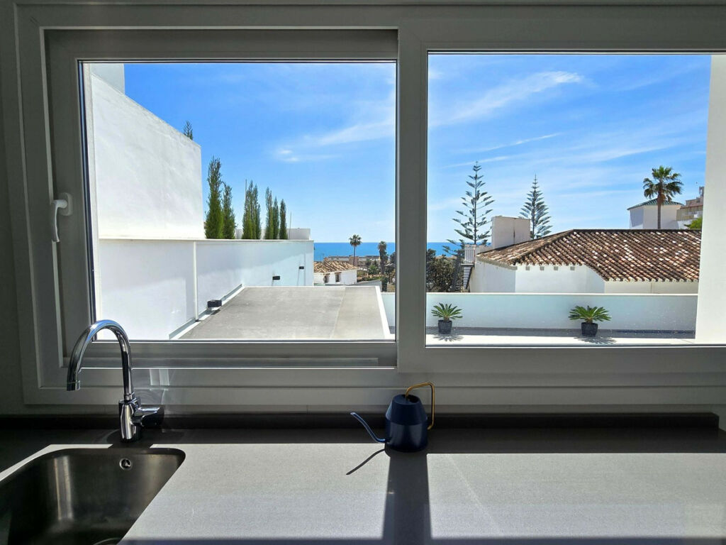 Detached Villa Torreblanca Málaga - image 21
