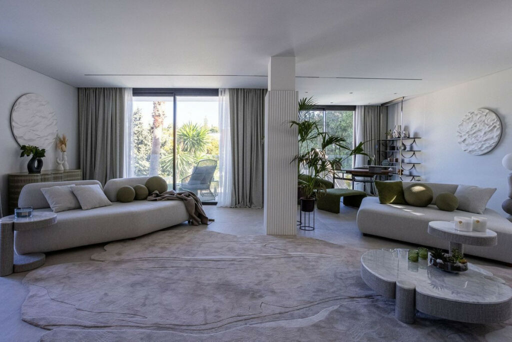 Detached Villa Marbella Málaga - image 21