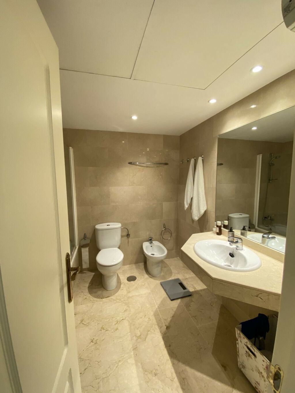 Middle Floor Apartment Puerto Banús Málaga - image 22