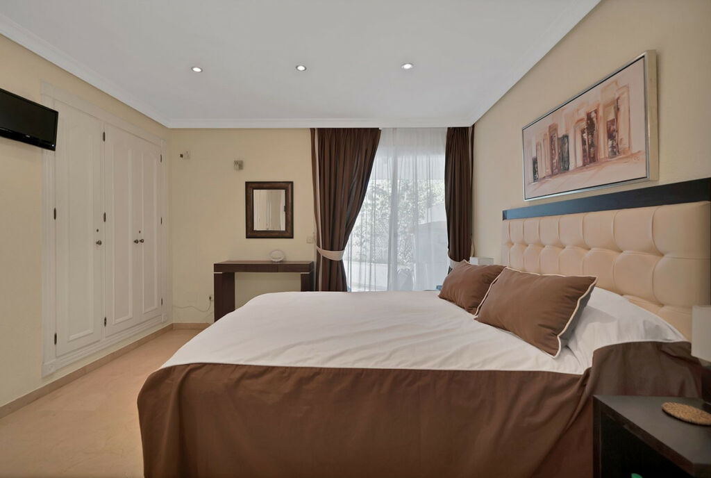 Ground Floor Apartment New Golden Mile Málaga - image 22