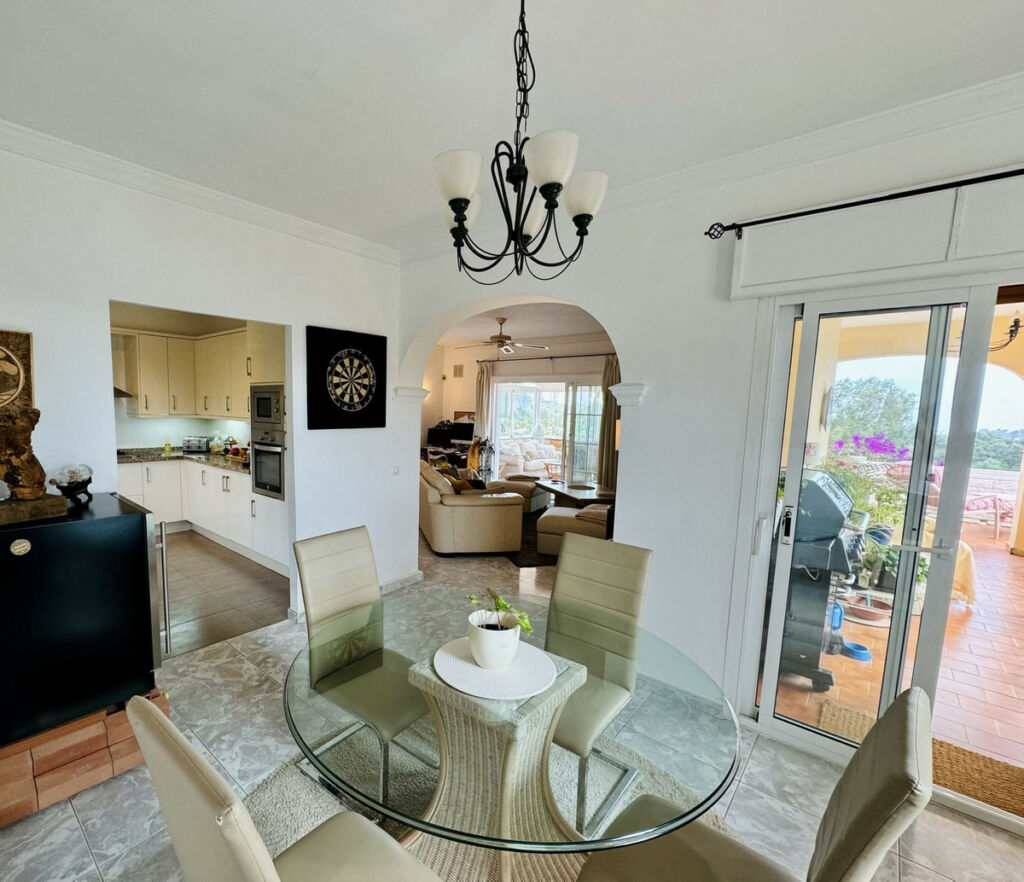 Detached Villa Mijas Málaga - image 22