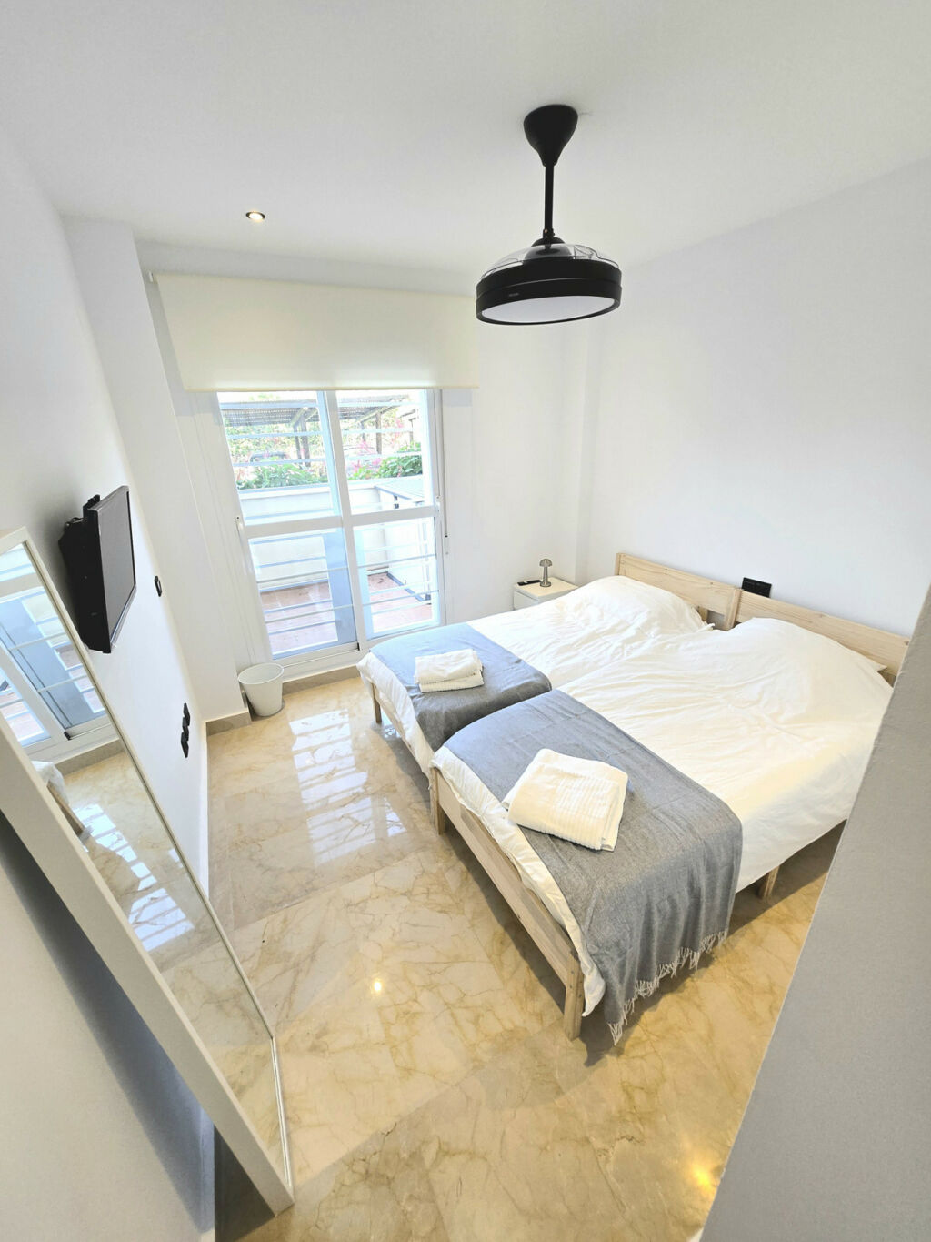 Middle Floor Apartment Selwo Málaga - image 22