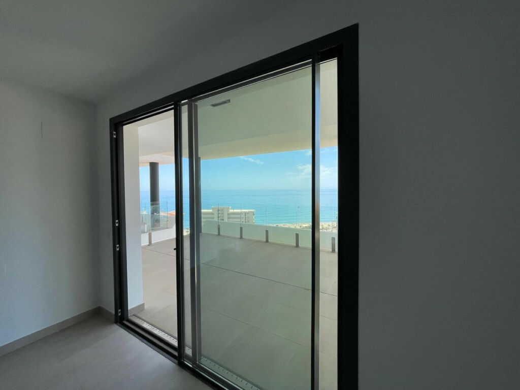 Middle Floor Apartment Carvajal Málaga - image 22