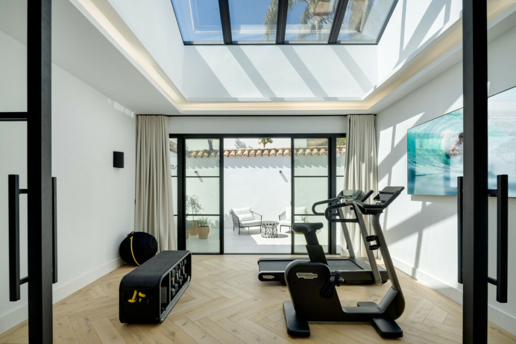 Detached Villa Benahavís Málaga - image 25