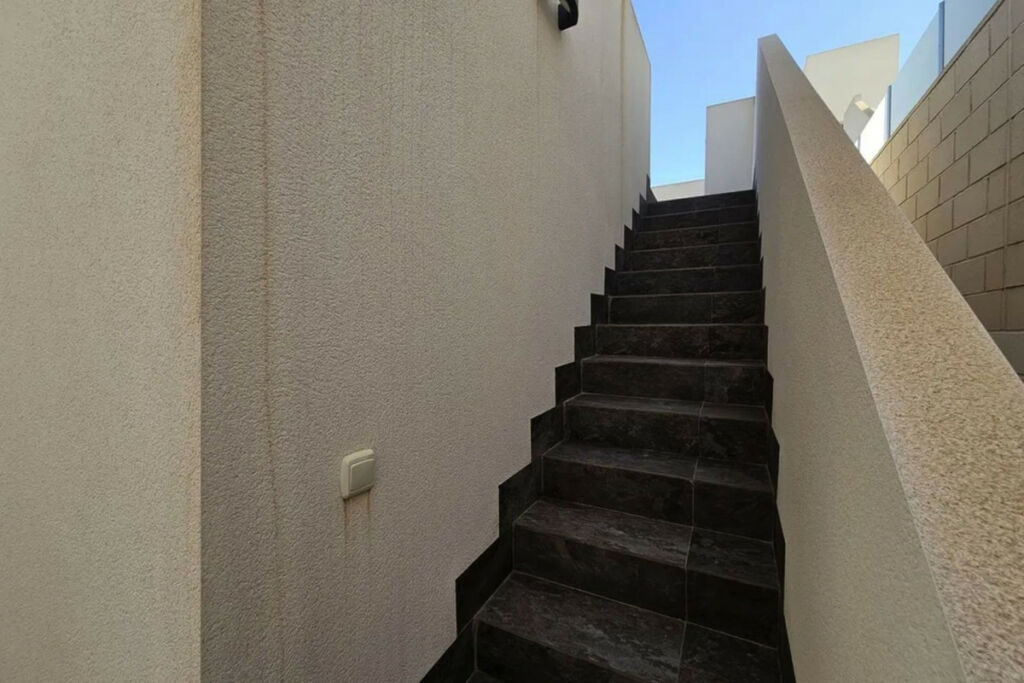 Detached Villa Villamartin Alicante - image 22