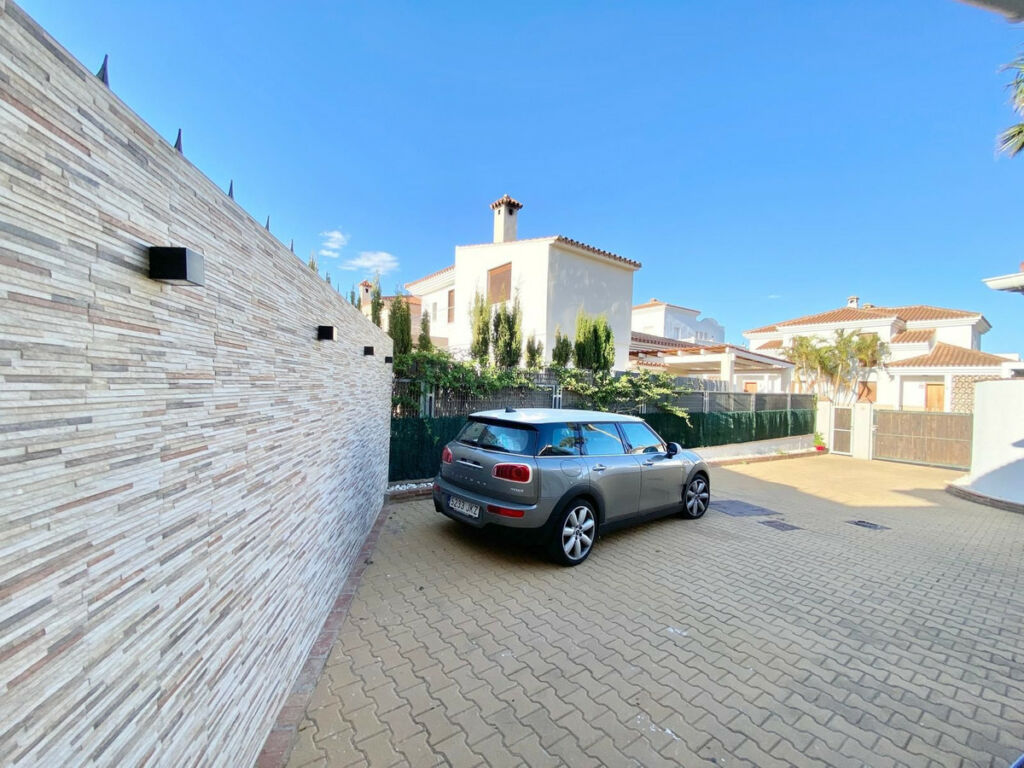 Semi-Detached House Fuengirola Málaga - image 22