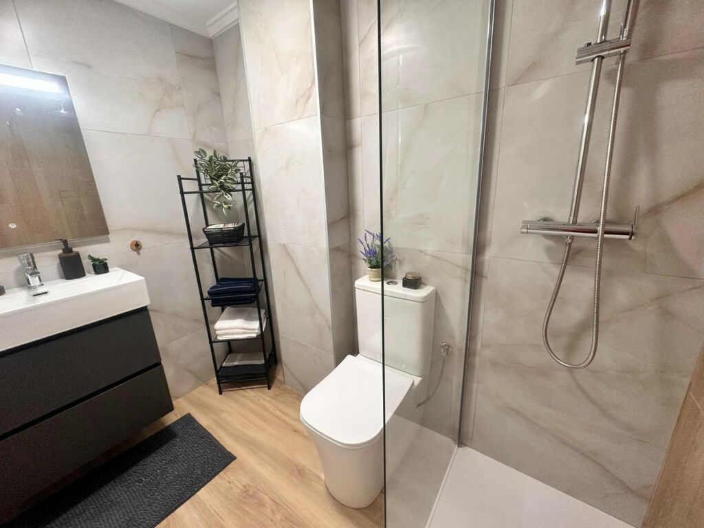 Penthouse Torrevieja Alicante - image 22