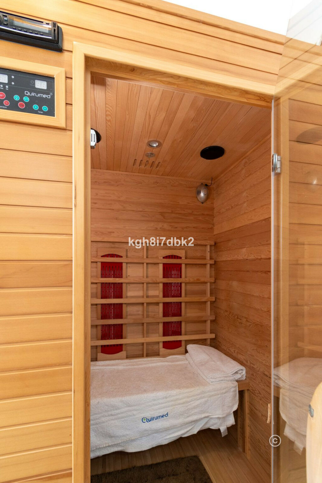 Detached Villa Estepona Málaga - image 23