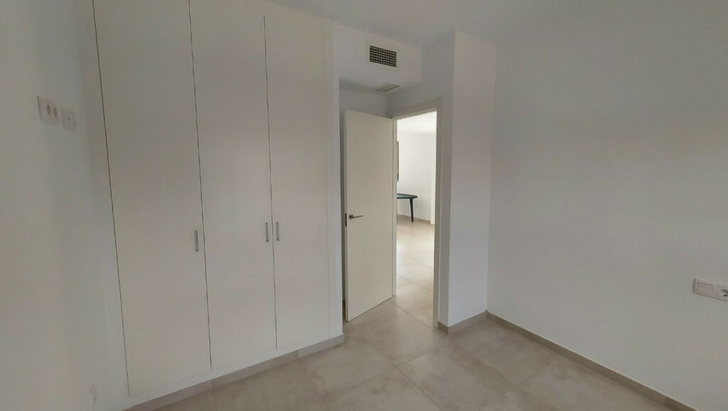 Ground Floor Apartment Villamartin Alicante - image 22