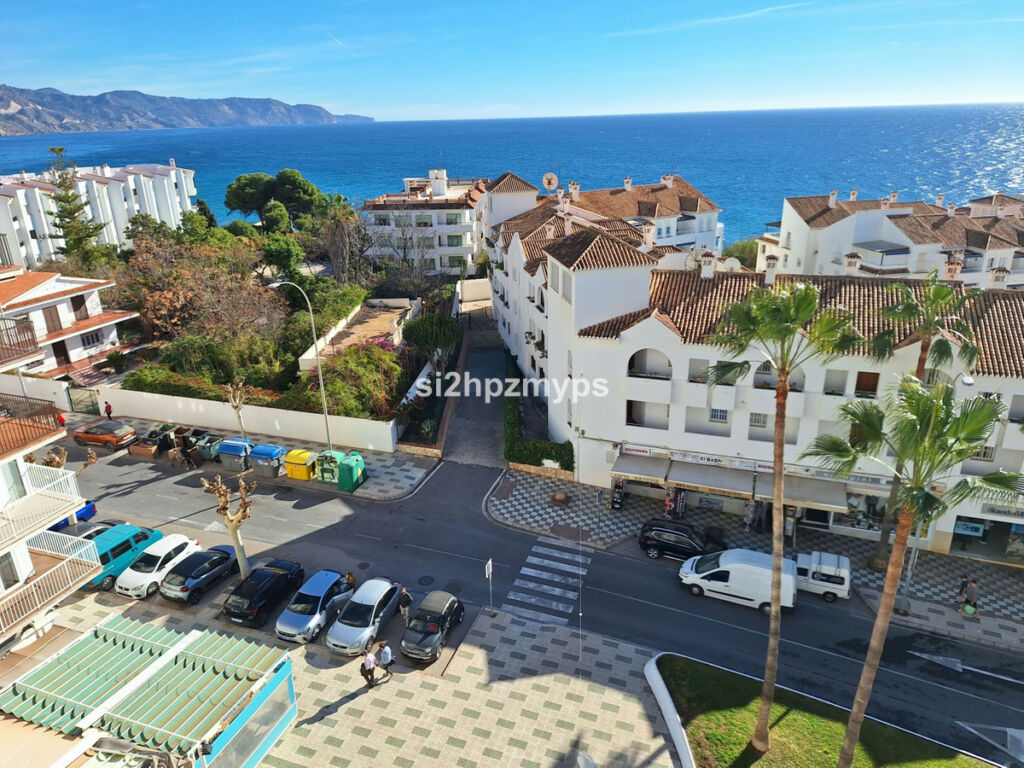 Top Floor Apartment Nerja Málaga - image 22