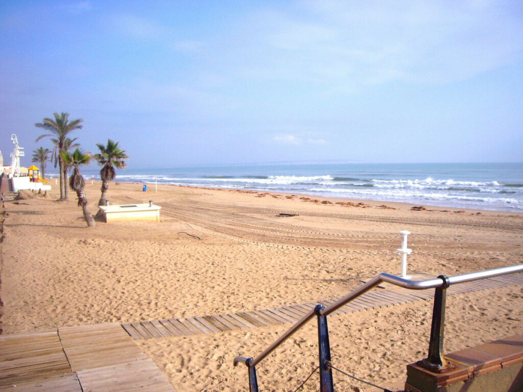 Middle Floor Apartment Guardamar del Segura Alicante - image 22