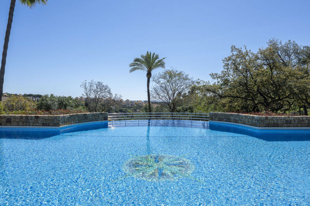 Middle Floor Apartment Elviria Málaga - image 22