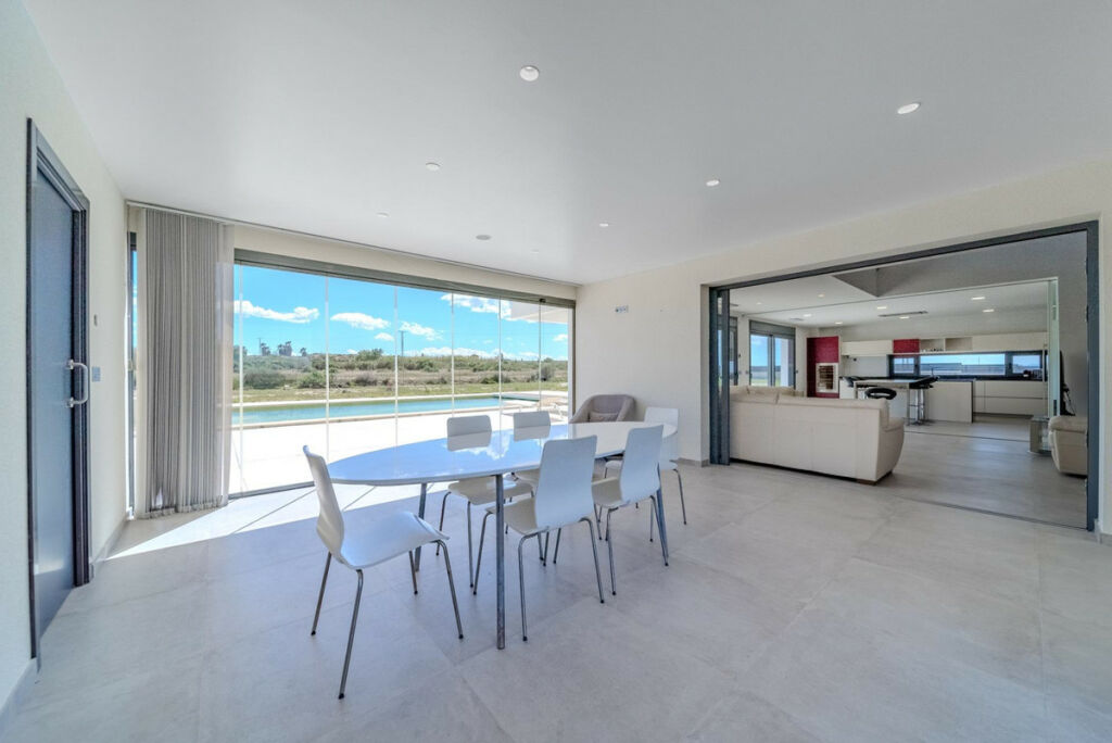 Detached Villa La Marina Alicante - image 22