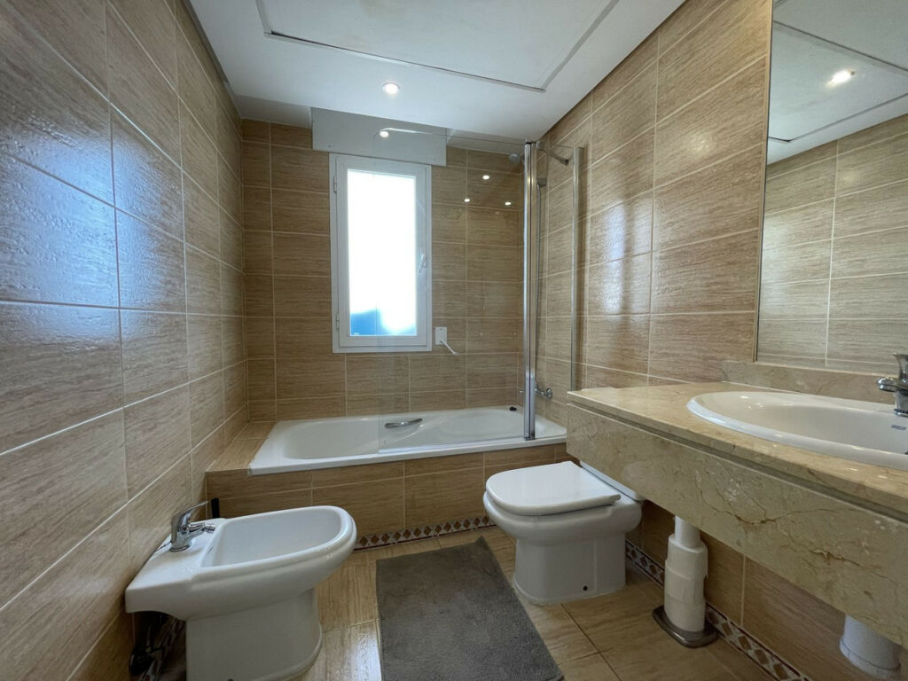 Penthouse Nueva Andalucía Málaga - image 23