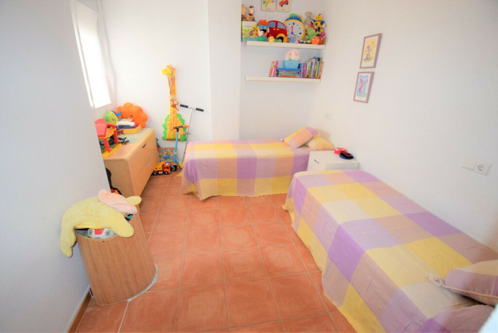 Middle Floor Apartment Guardamar del Segura Alicante - image 23