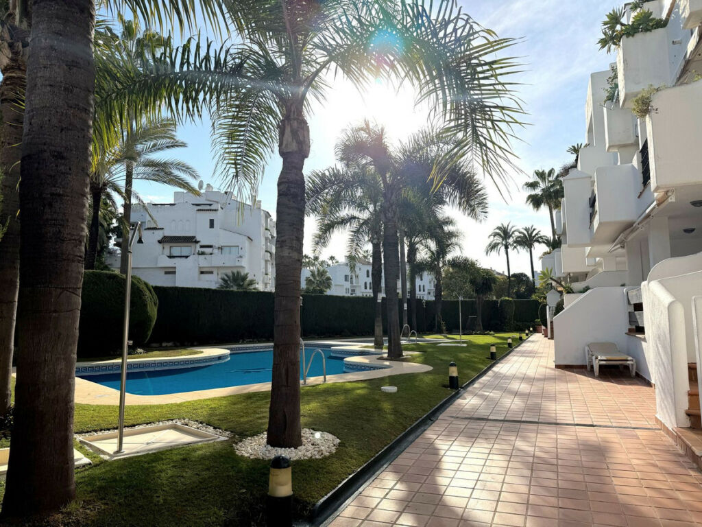 Penthouse Duplex Puerto Banús Málaga - image 23