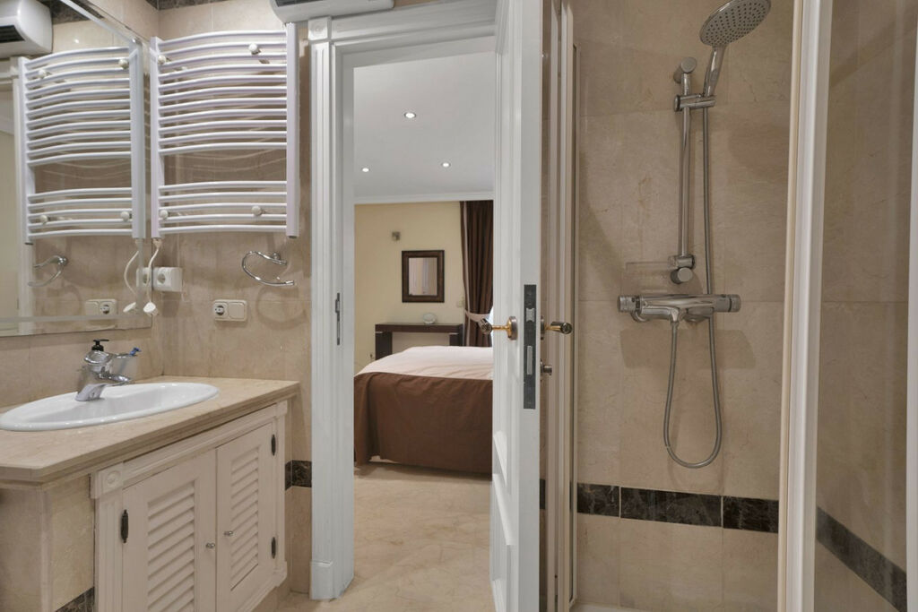 Ground Floor Apartment New Golden Mile Málaga - image 23